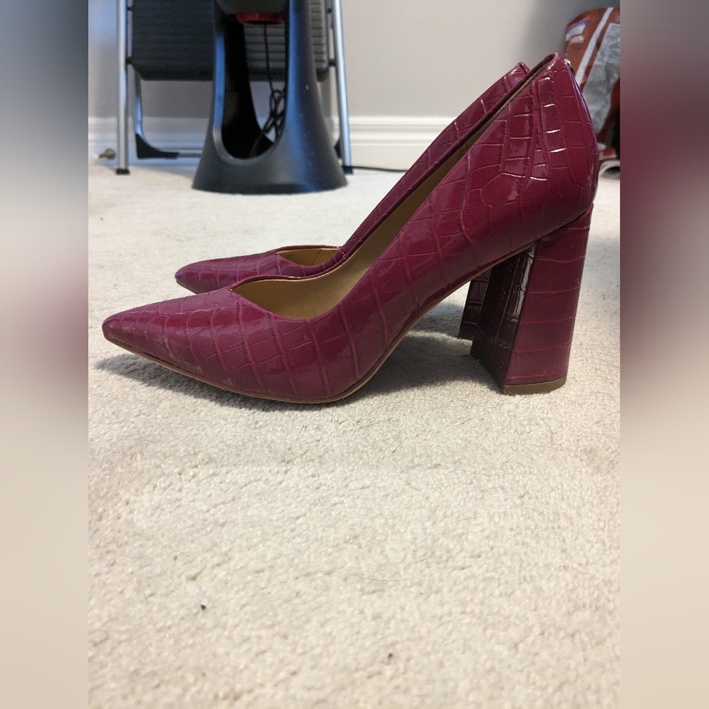 Circus by Sam Edelman fuscia patent chunky heel